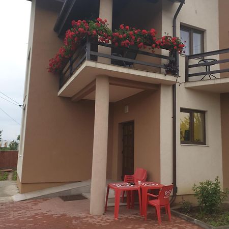 Pensiunea Casa Soarelui Simian Bagian luar foto