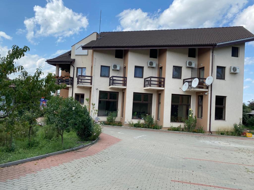 Pensiunea Casa Soarelui Simian Bagian luar foto