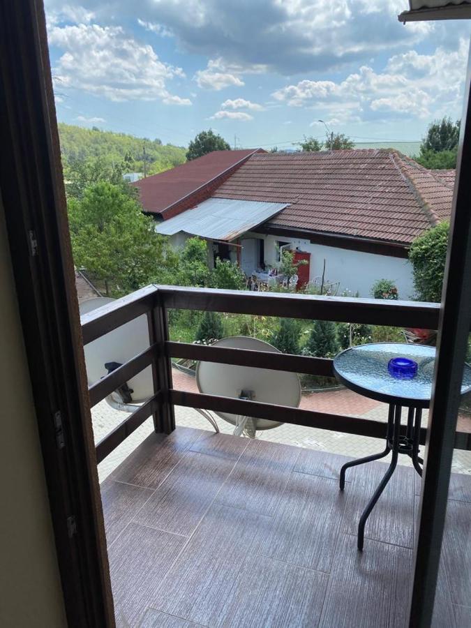 Pensiunea Casa Soarelui Simian Bagian luar foto