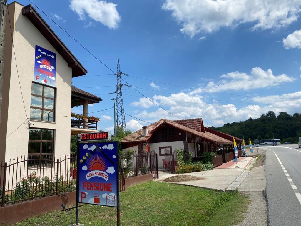 Pensiunea Casa Soarelui Simian Bagian luar foto