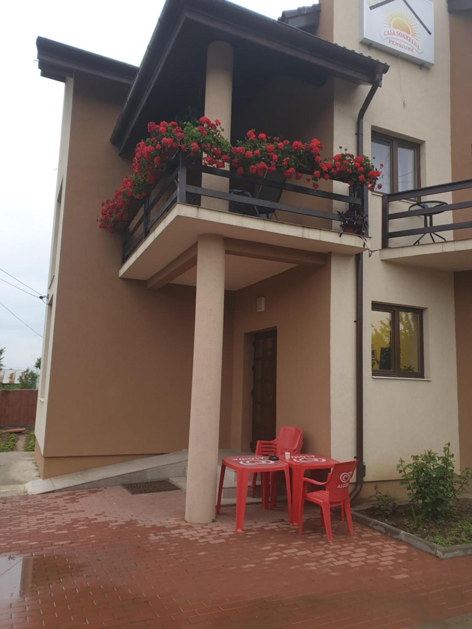 Pensiunea Casa Soarelui Simian Bagian luar foto